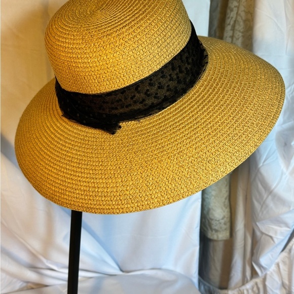 Tan & Black Wide Brim Woven Sun Hat, Elegant Resort Beach Hat - Picture 3 of 6